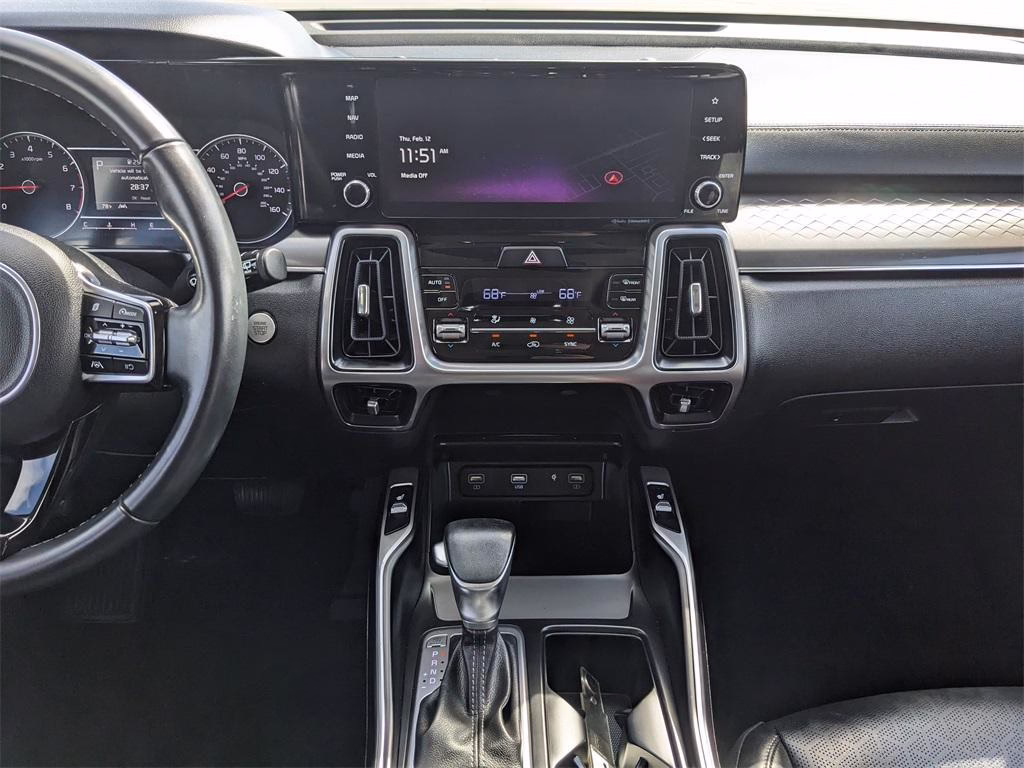 Certified 2023 Kia Sorento S