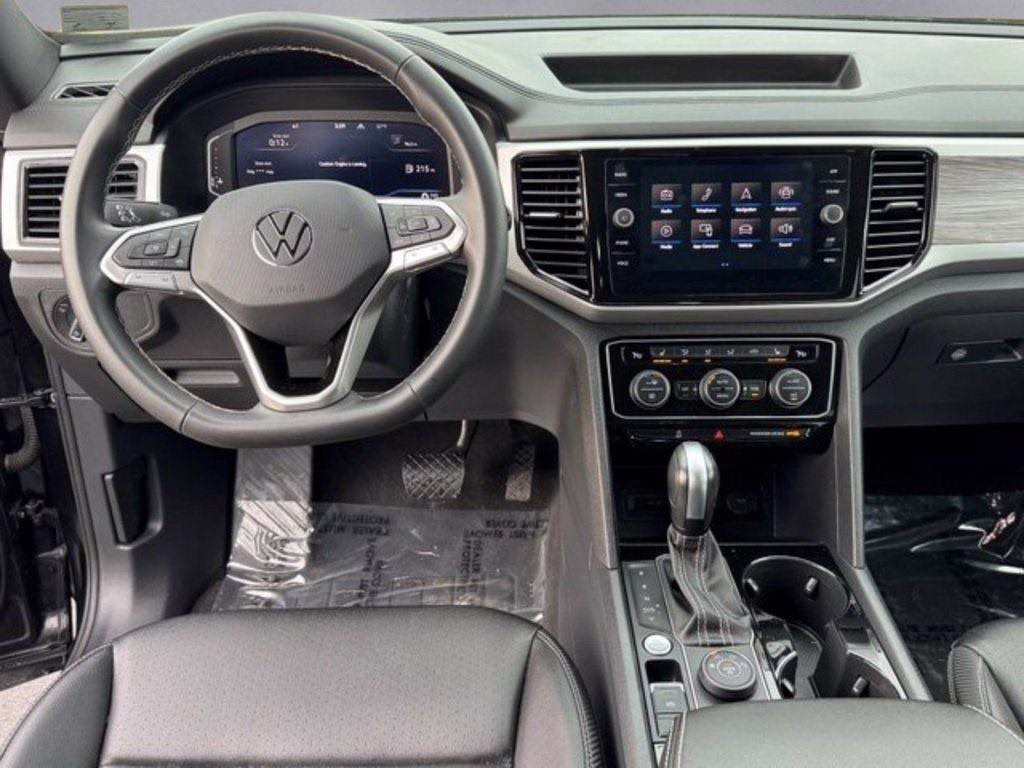Certified 2023 Volkswagen Atlas Cross Sport 3.6L V6 SE w/Technology