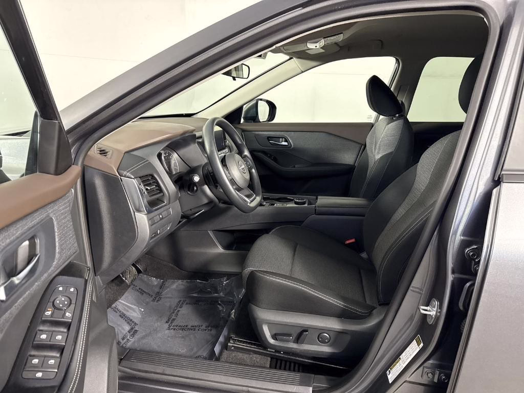 Certified 2023 Nissan Rogue SV