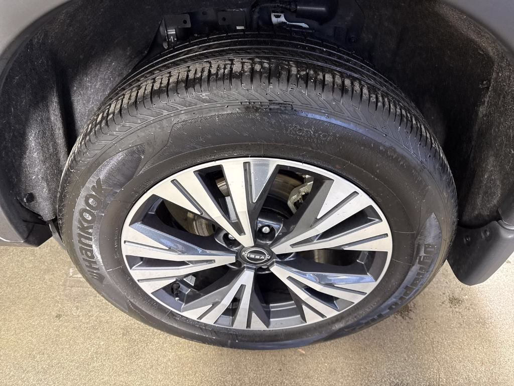 Certified 2023 Nissan Rogue SV
