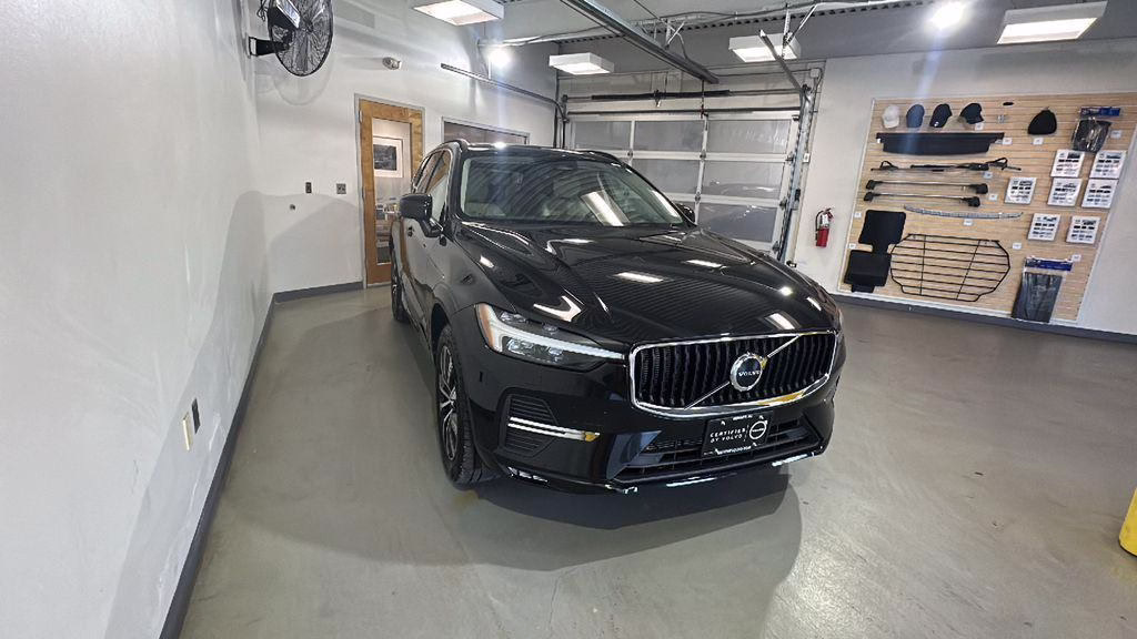 Certified 2023 Volvo XC60 B5 Core