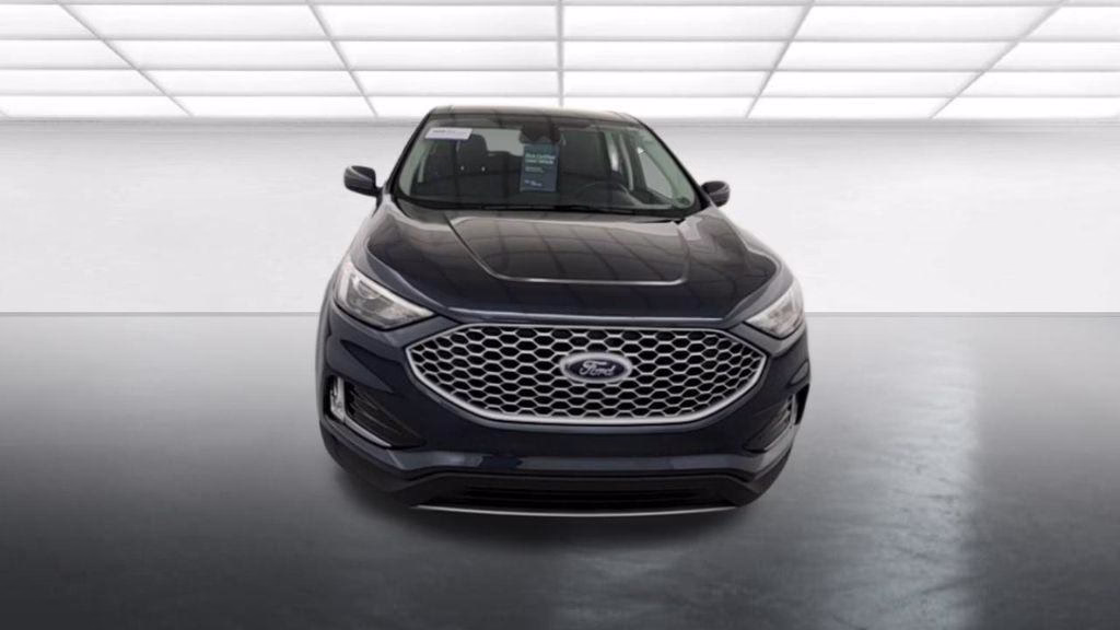 Certified 2023 Ford Edge SEL