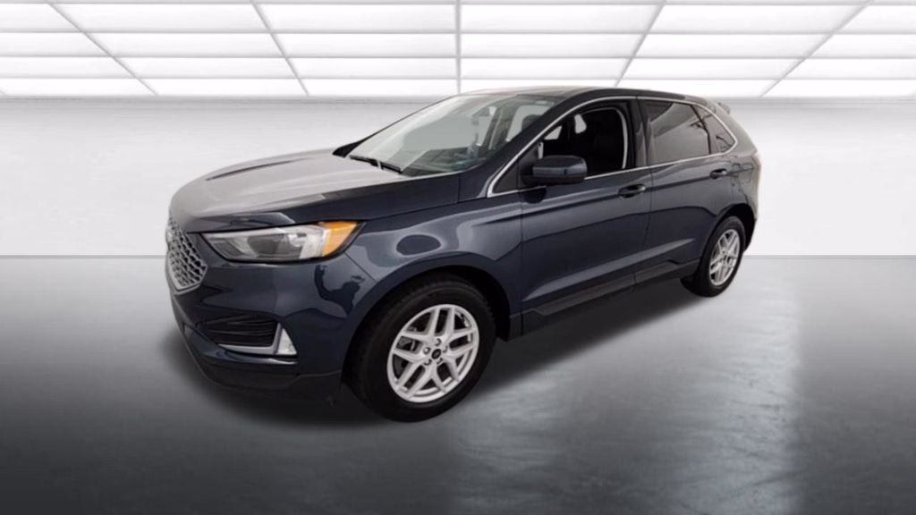 Certified 2023 Ford Edge SEL