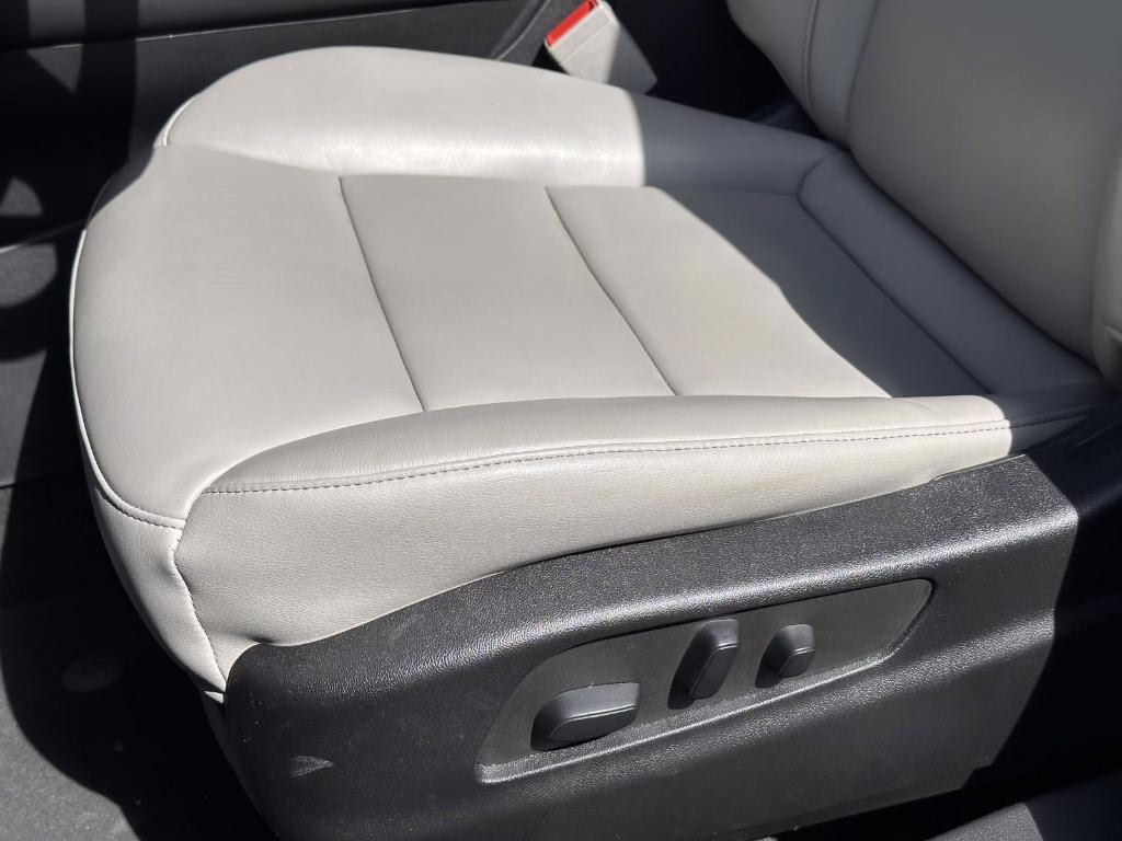 Certified 2023 Cadillac XT4 Premium Luxury