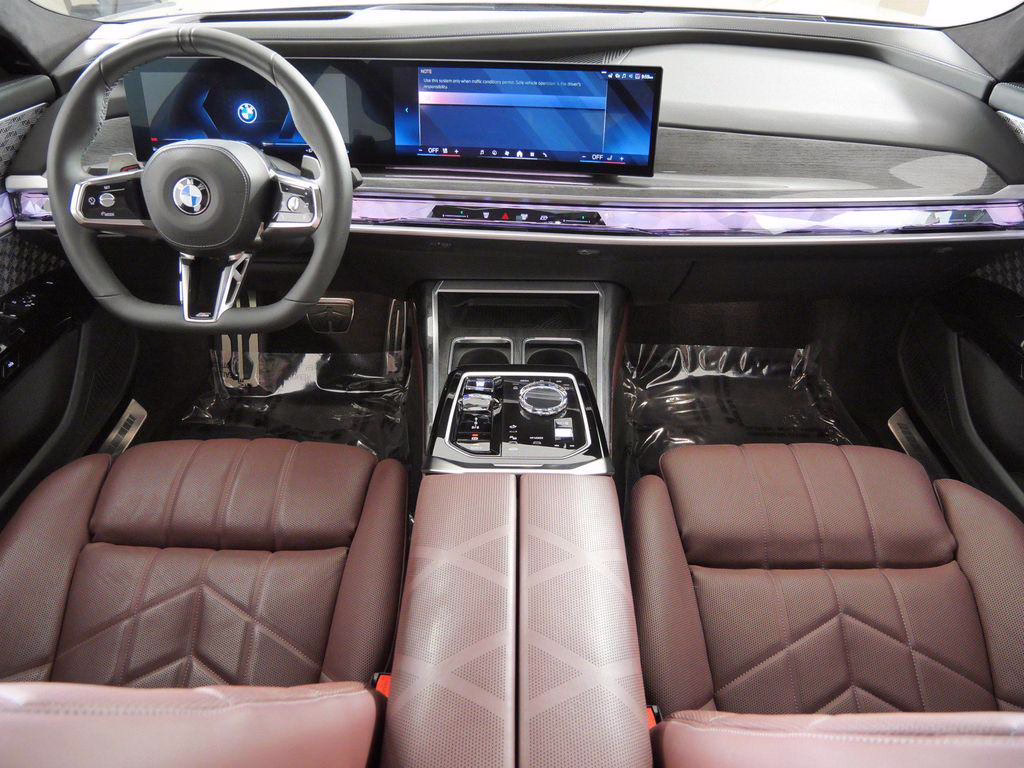 Certified 2023 BMW 760 i xDrive