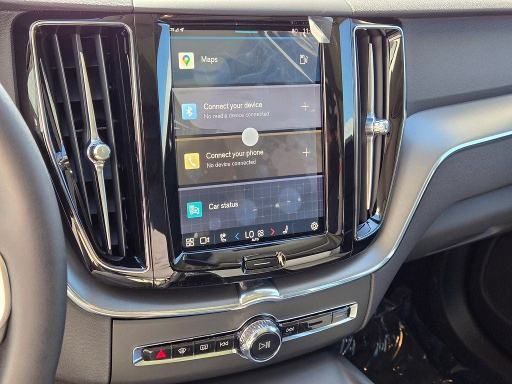 New 2025 Volvo XC60 B5 Core