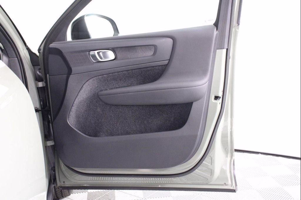 Certified 2023 Volvo XC40 Recharge Pure Electric Twin Core