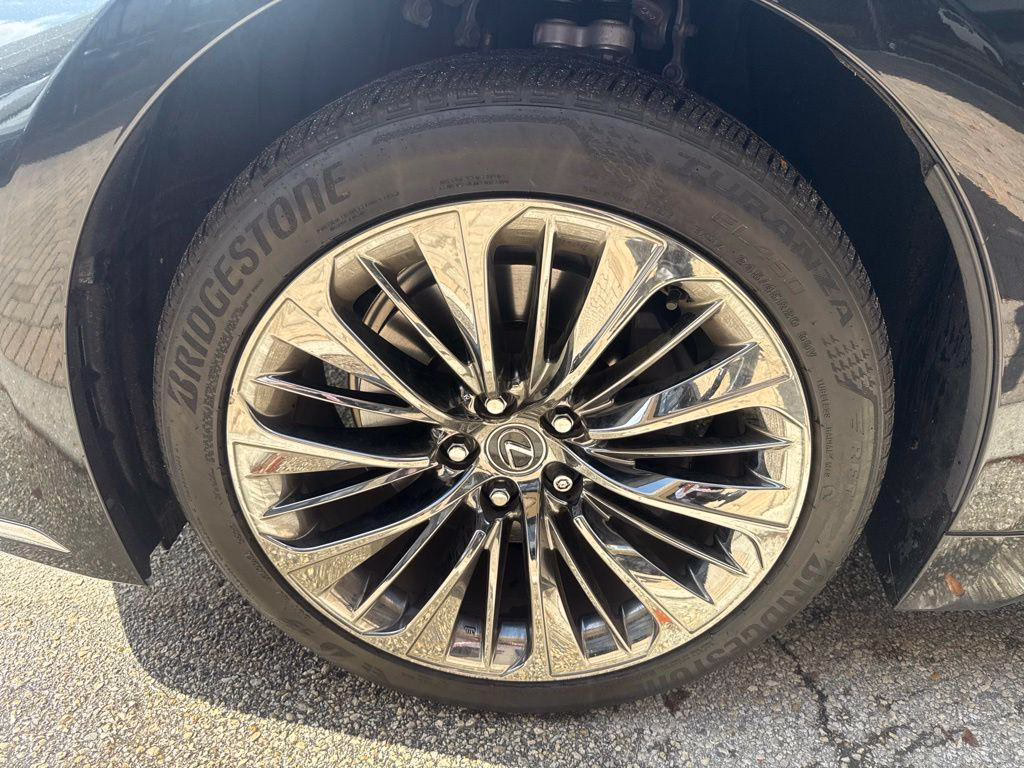Certified 2023 Lexus LS 500 Base
