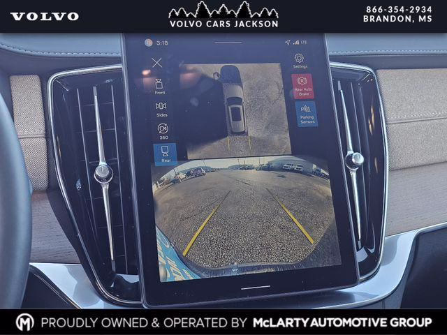 New 2026 Volvo XC90 Plus, B6 AWD Gas (mild hybrid), Gasoline, Bright, 7 Seats