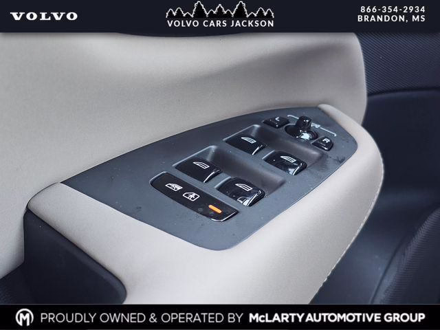 New 2026 Volvo XC90 Plus, B6 AWD Gas (mild hybrid), Gasoline, Bright, 7 Seats