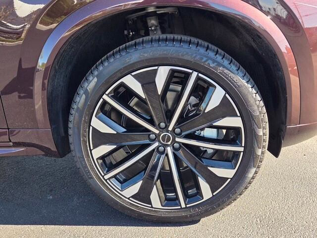 New 2026 Volvo XC90 B5 Core