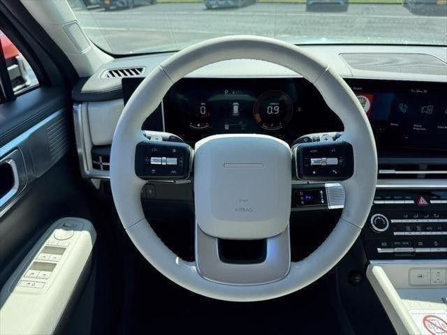 New 2025 Hyundai SANTA FE SE