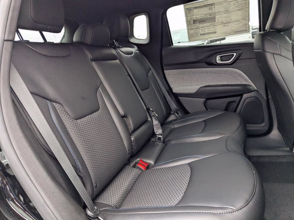 New 2026 Jeep Compass Latitude